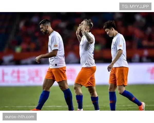 奥多松·爱德华表现稳健,助球队迎来关键胜利 奥多松·爱德华表现稳健,助球队迎来关键胜利